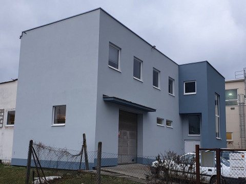 KZS fasáda části objektu – titulní fotografie