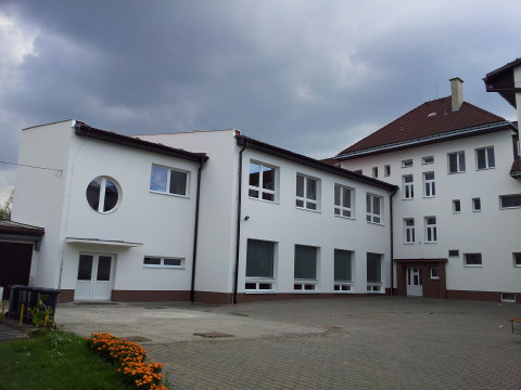 KZS fasáda OU – fotografie 2 z 3